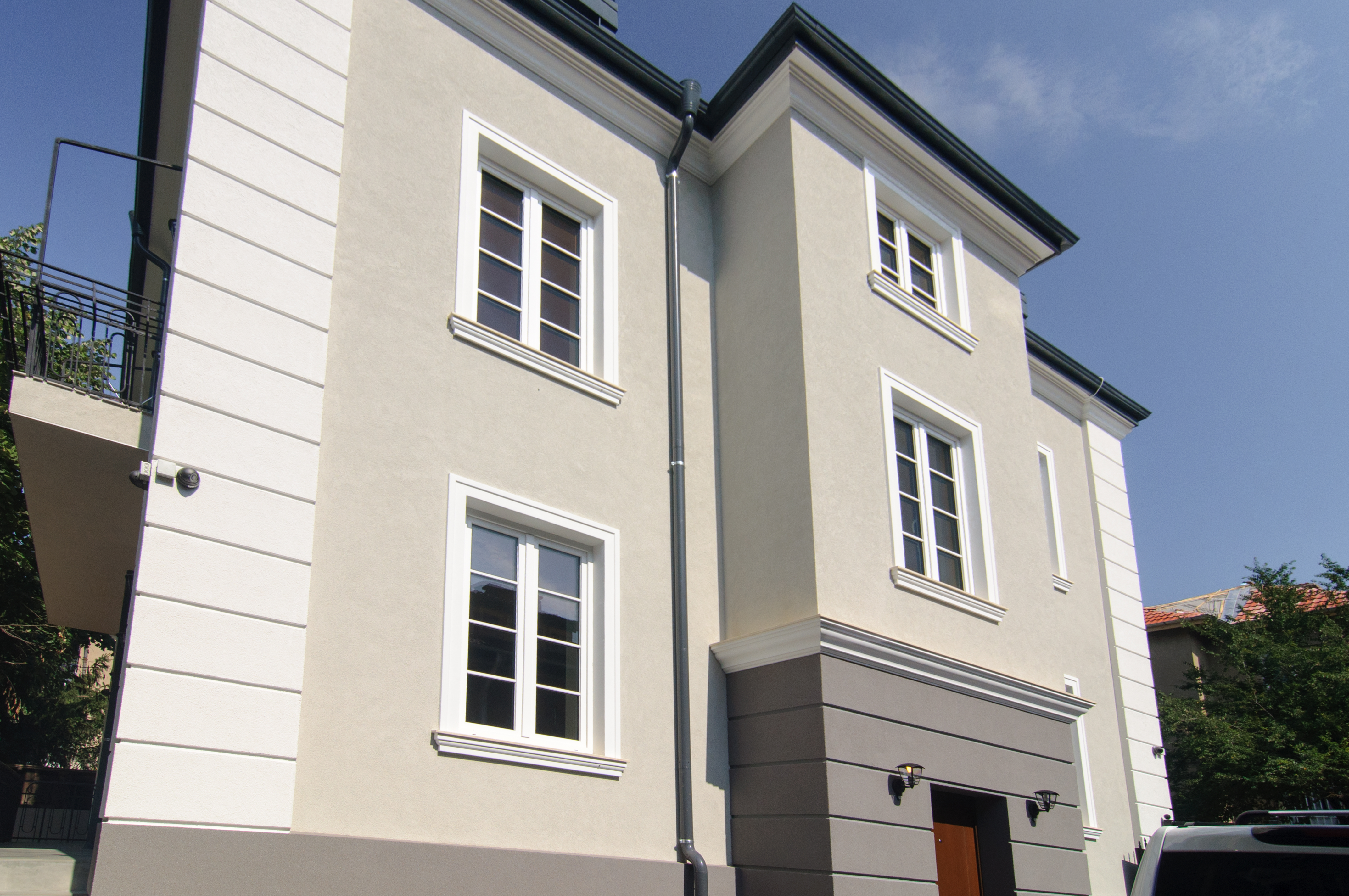 Types of Plaster Finishes and External Rendering for Buildings - The  Constructor